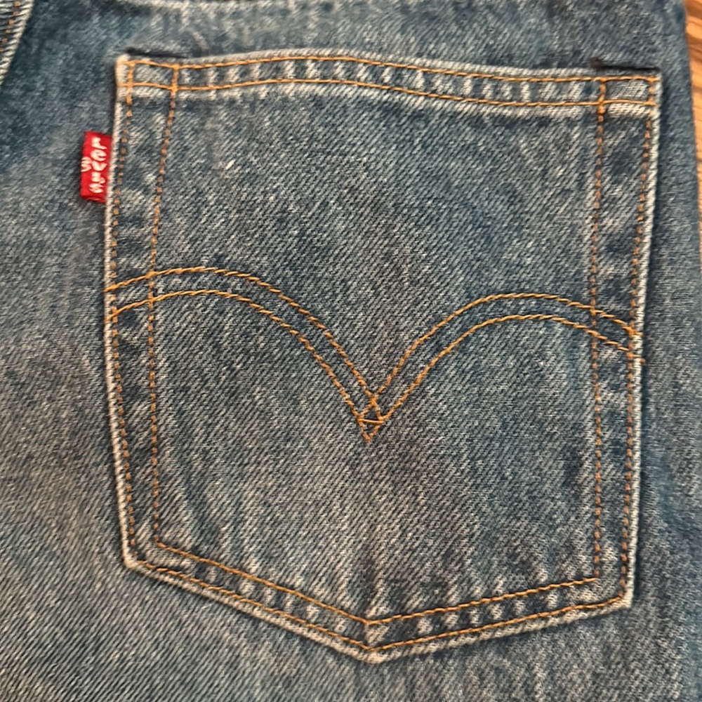 Levi's Women's Straight Leg Jeans in Blue - Picture 6 of 13